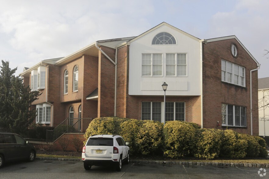 More Photos Of 271 US Highway 46, Fairfield Office For Lease