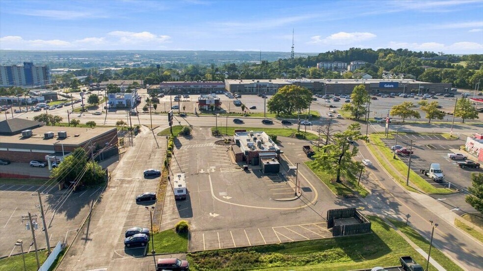 More Photos Of 11960 Lebanon Rd, Cincinnati Fast Food For Sale
