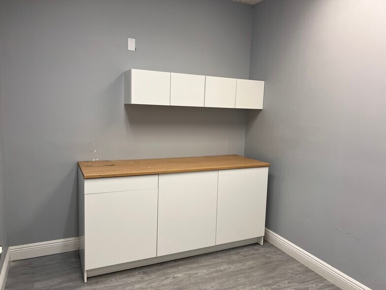 More Photos Of 4040 SW 69th Ave, Miramar Freestanding For Sale