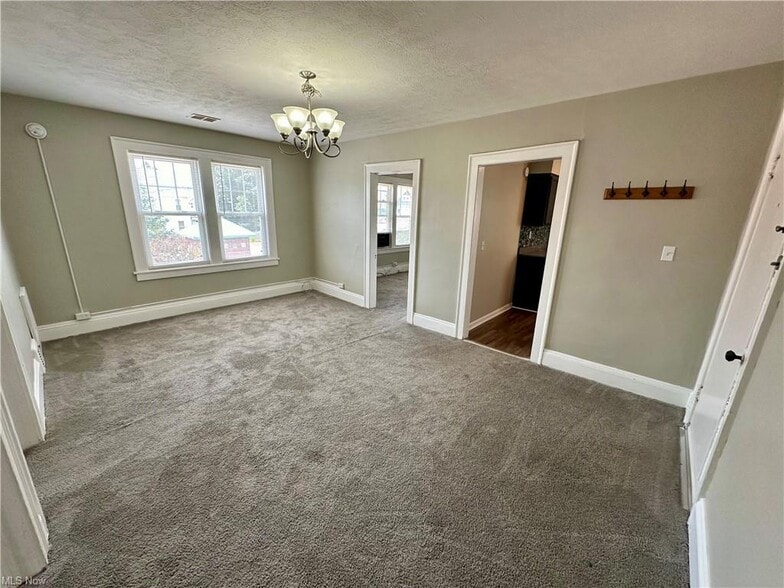 More Photos Of 17020 Madison Ave, Lakewood Flex For Sale