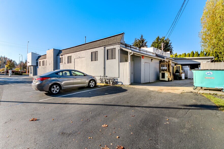 More Photos Of 5718 Pacific Ave SE, Lacey Freestanding For Lease