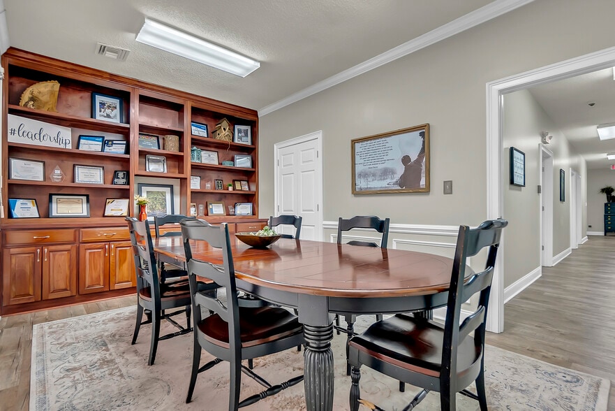 More Photos Of 1501 US Highway 19 S, Leesburg Office For Sale