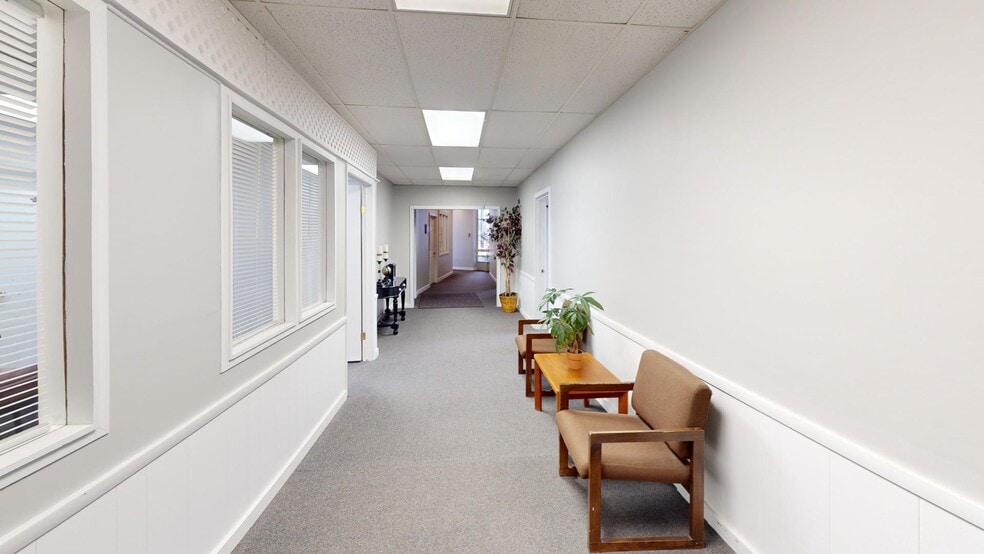 More Photos Of 135 Park Ave, Barrington Office For Sale