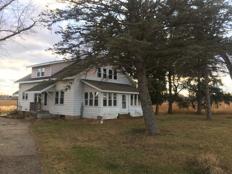 More Photos Of 4841 Stanley Rd, Columbiaville Specialty For Sale