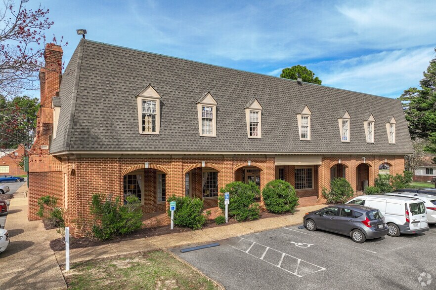 More Photos Of 3630 George Washington Mem Hwy, Yorktown Medical For Sale