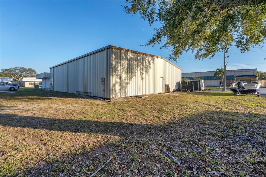 More Photos Of 2311 Whitfield Industrial Way, Sarasota Warehouse For Sale