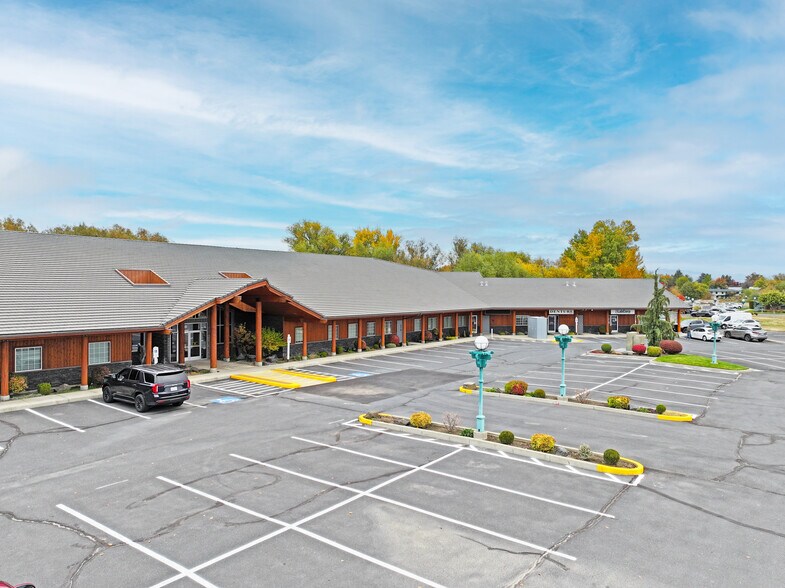 More Photos Of 3909 Creekside Loop, Yakima Medical For Lease