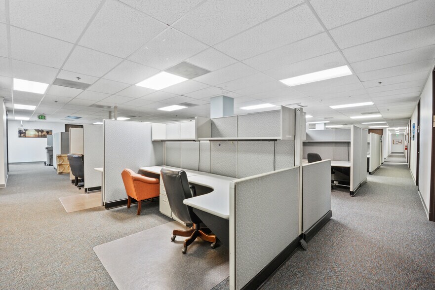 More Photos Of 5312 Bolsa Ave, Huntington Beach Loft Creative Space For Lease