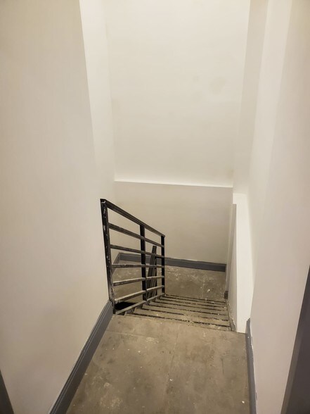 More Photos Of 537 Court St, Brooklyn Storefront Retail Residential For Sale