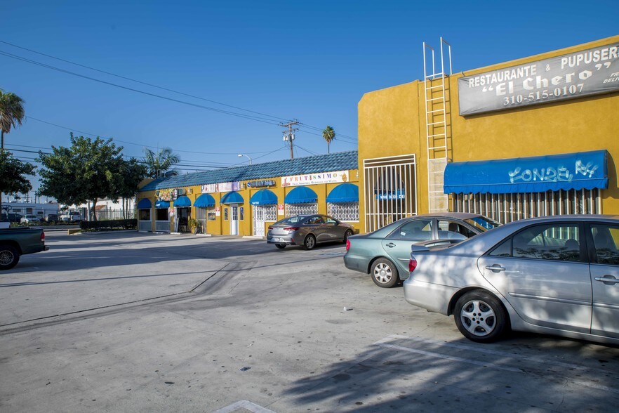 More Photos Of 16502 S Main St, Gardena General Retail For Sale