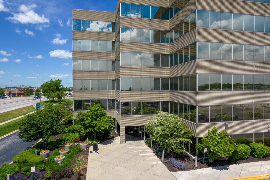 More Photos Of 4747 Lincoln Mall Dr, Matteson Office For Lease