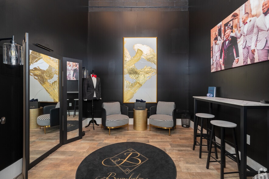 More Photos Of 631 N Central Ave, Atlanta Storefront For Sale