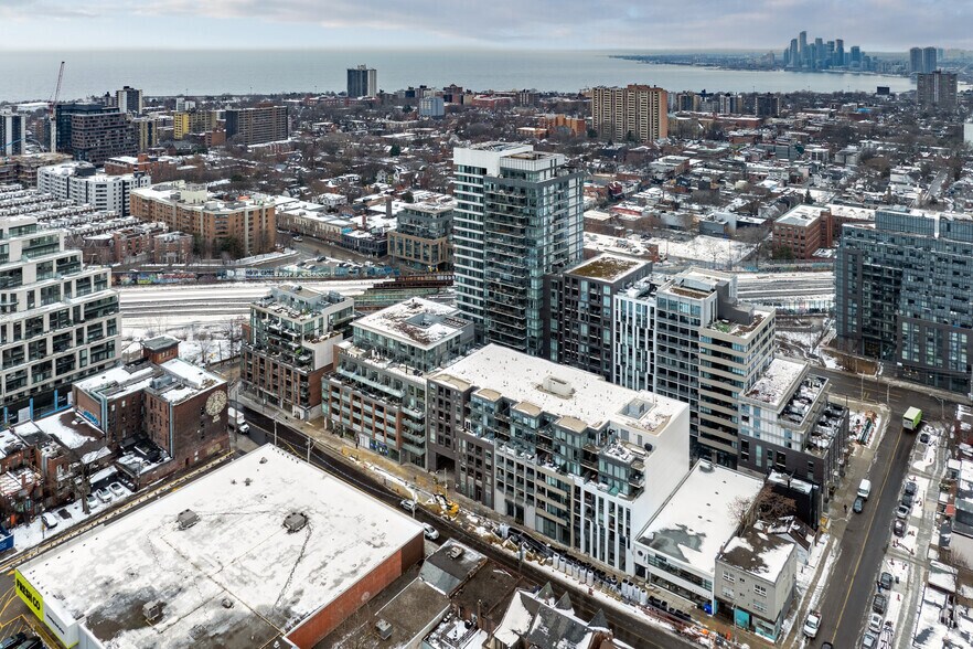 More Photos Of 20 Gladstone Ave, Toronto Apartments For Lease