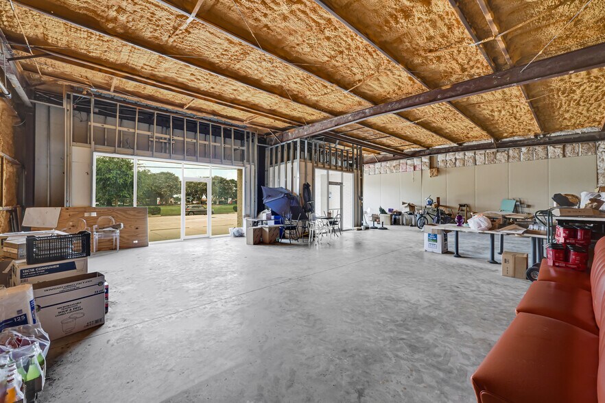 More Photos Of 4690 Burke Rd, Pasadena Storefront Retail Office For Sale