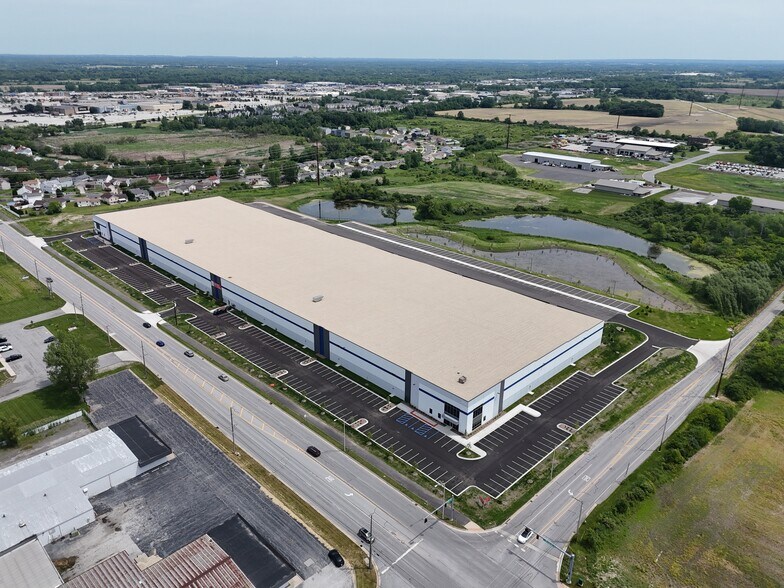 More Photos Of 8719 Mississippi St, Merrillville Distribution For Lease