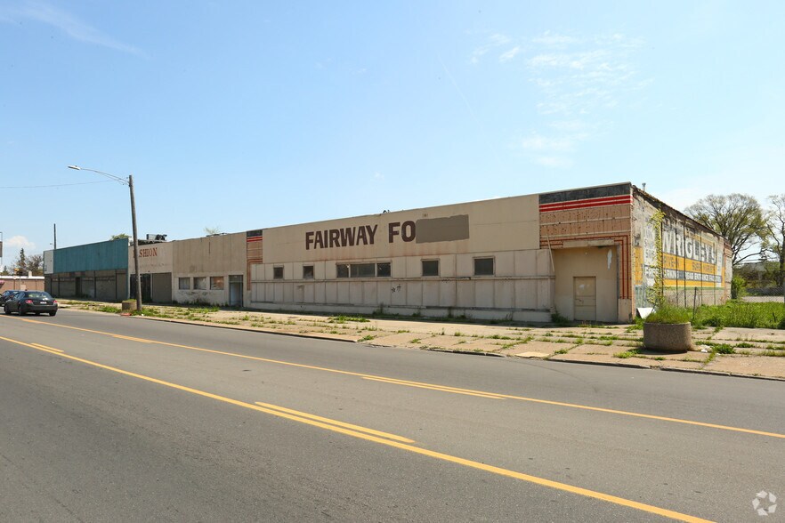 More Photos Of , Detroit General Retail For Sale