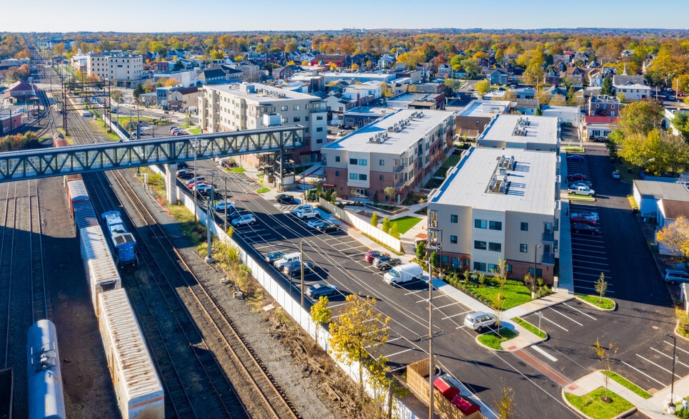 More Photos Of 325 Madison St, Lansdale Apartments For Lease
