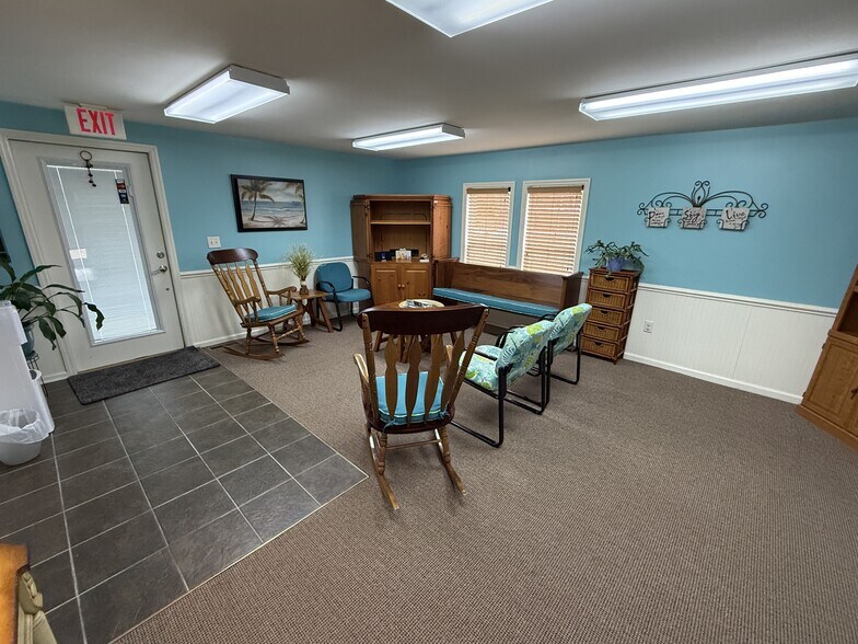 More Photos Of 1786 Pine Valley Dr SW, Supply Medical For Sale