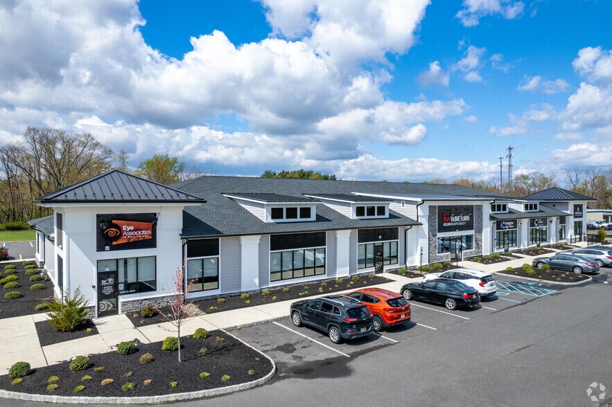 More Photos Of 5 Myers Dr, Mullica Hill Medical For Lease