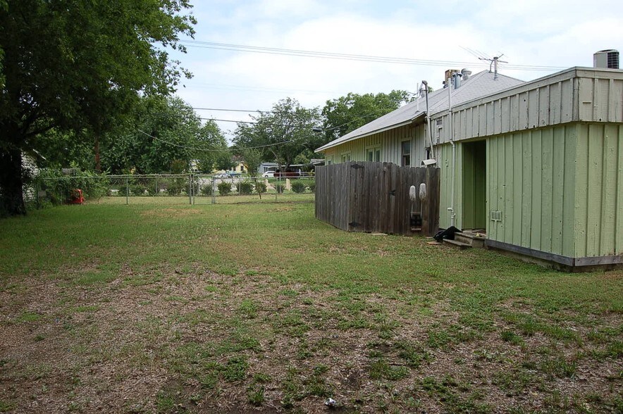 More Photos Of 4918 Broadway Ave, Haltom City Schools For Sale