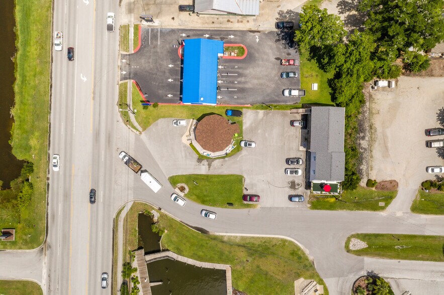 More Photos Of 4317 Arendell St, Morehead City Office For Sale