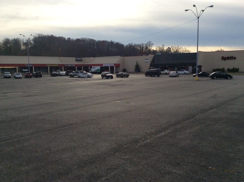 More Photos Of 5636 US Route 60, Huntington Unknown For Lease