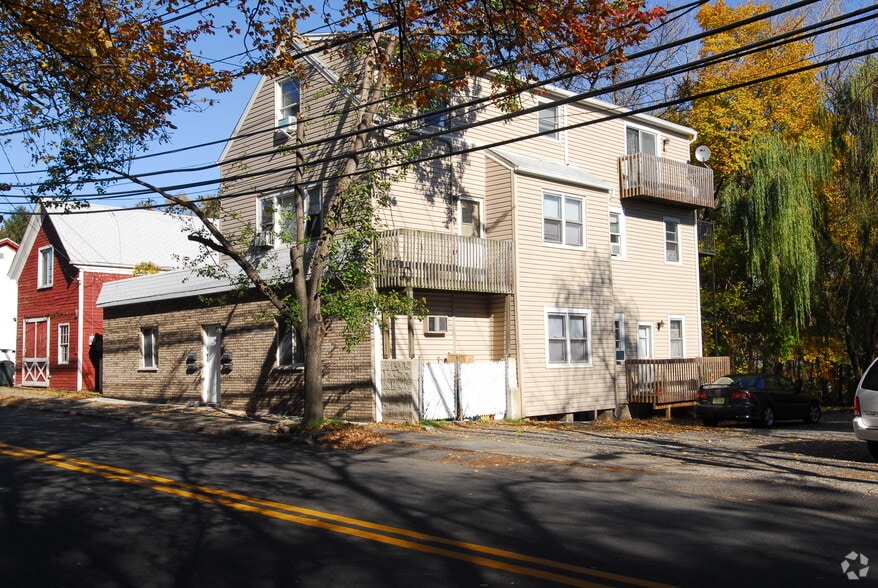 More Photos Of 190-194 Saddle River Rd, Saddle Brook Apartments For Sale