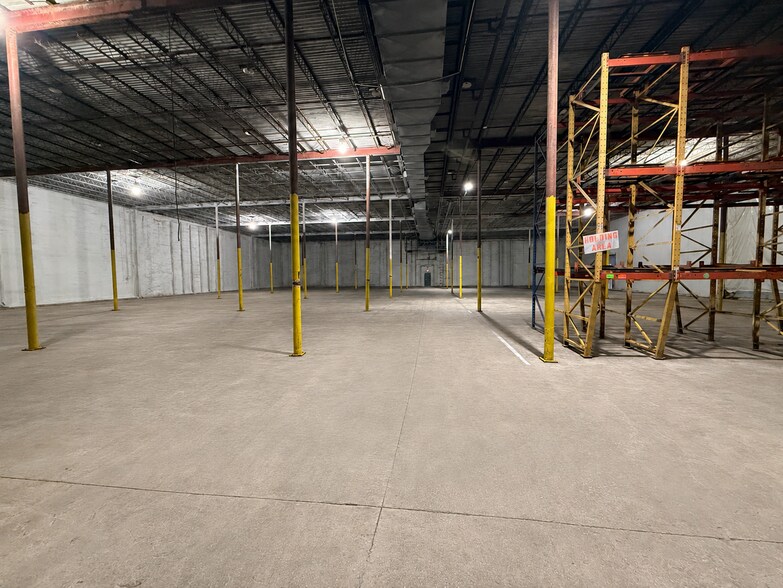 More Photos Of 1801 Bradford Ave, Leesburg Refrigeration Cold Storage For Sale