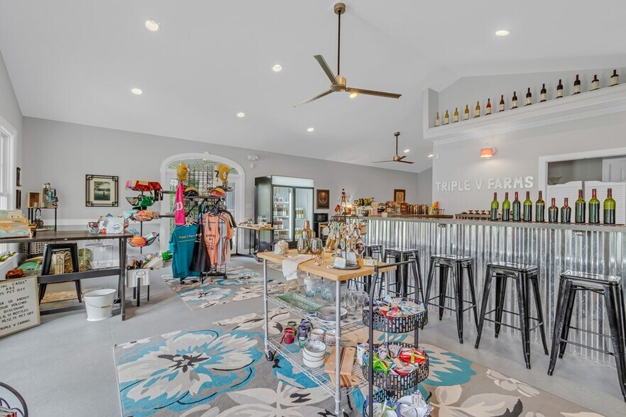 More Photos Of 3138 Jessie DuPont Memorial Hwy, Heathsville Winery Vineyard For Sale