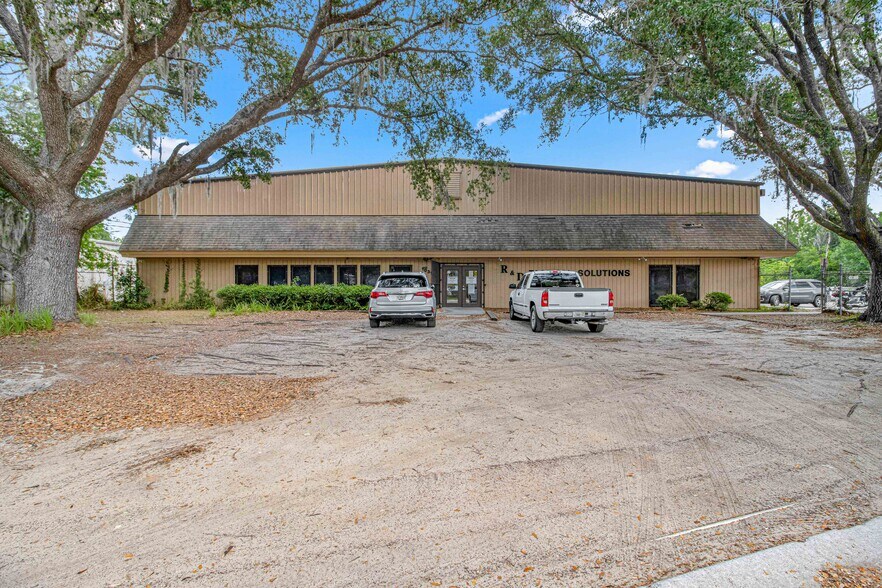 More Photos Of 1031 NE 16th St, Ocala Manufacturing For Sale