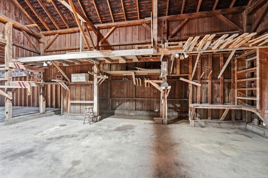 More Photos Of 8177 S Route 48, Maineville Office For Sale