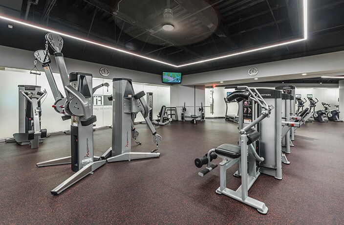 More Photos Of 901 Main St, Dallas Office For Lease