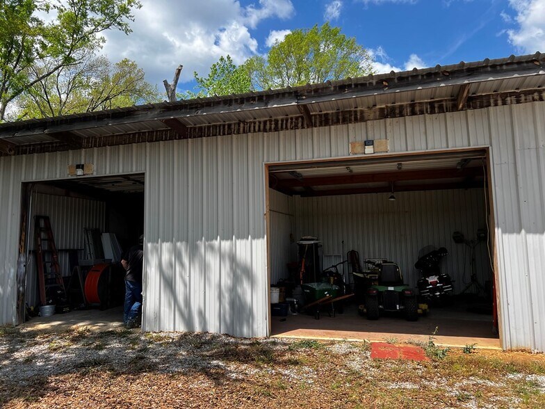 More Photos Of 180 Highway 7, Grenada Specialty For Sale