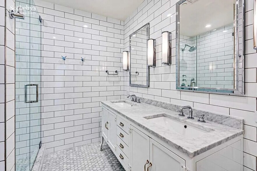 More Photos Of 416 W Broadway, New York Apartments For Sale