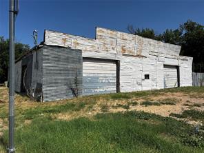 Primary Photo Of 516 N Neches St, Coleman Freestanding For Sale