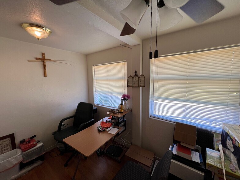 More Photos Of 911 Sunrise Blvd, Fort Pierce Religious Facility For Sale