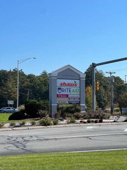 More Photos Of 586-614 Nashua Rd, Milford Unknown For Lease