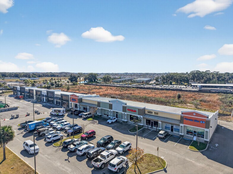 More Photos Of 4713 E SR 44, Wildwood Medical For Lease