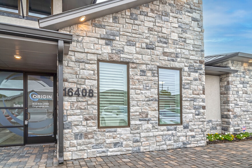 More Photos Of , Tomball Office For Sale