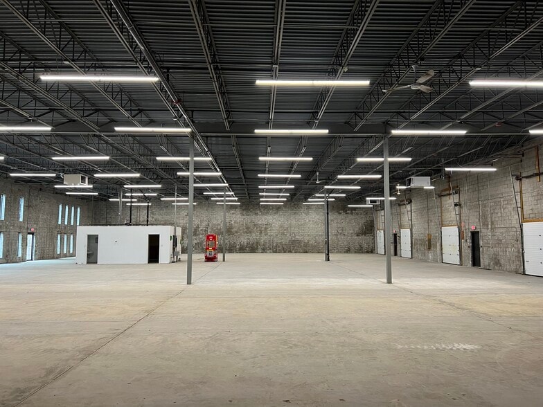 More Photos Of 52-54 York Ave, Randolph Warehouse For Lease