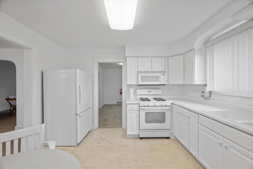 More Photos Of 1701 Kenneth Ave, Arnold Religious Facility For Sale
