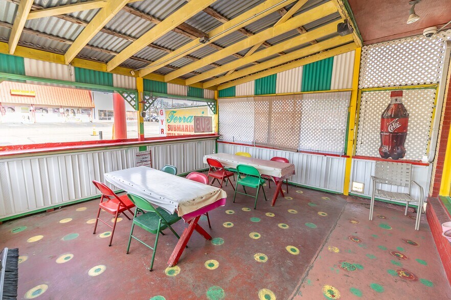 More Photos Of 716 W Veterans Memorial Blvd, Killeen Restaurant For Sale