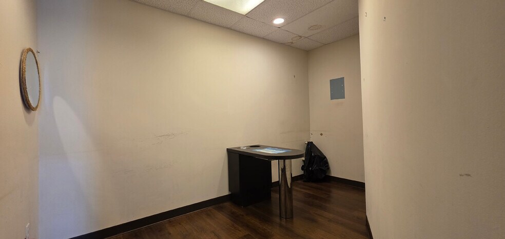 More Photos Of 1100 Pasadena Blvd, Pasadena Unknown For Lease