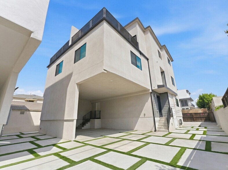 More Photos Of 5075 Pickford St, Los Angeles Apartments For Sale