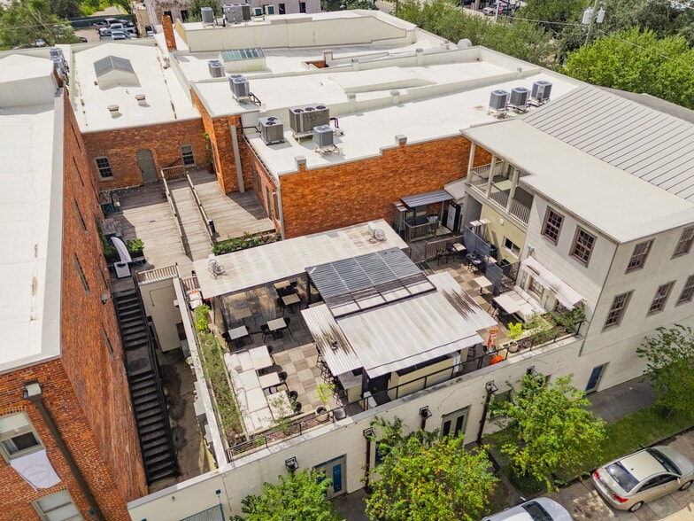 More Photos Of 410 W Jones St, Savannah Office For Lease