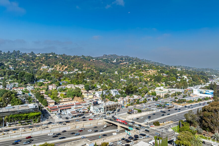 More Photos Of 3211 Cahuenga Blvd W, Los Angeles Loft Creative Space For Sale
