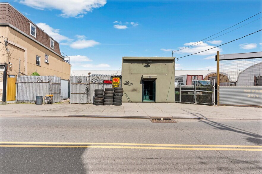 More Photos Of 1947-1949 Richmond Ter, Staten Island Industrial For Sale
