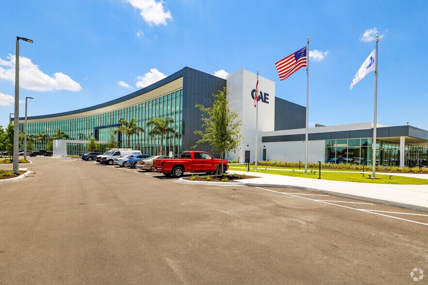 More Photos Of 5010 Air Cargo Rd, Tampa Office For Lease