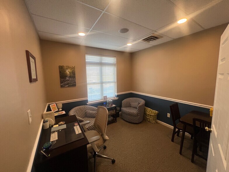 More Photos Of 5720 Gateway, Mason Loft Creative Space For Sale