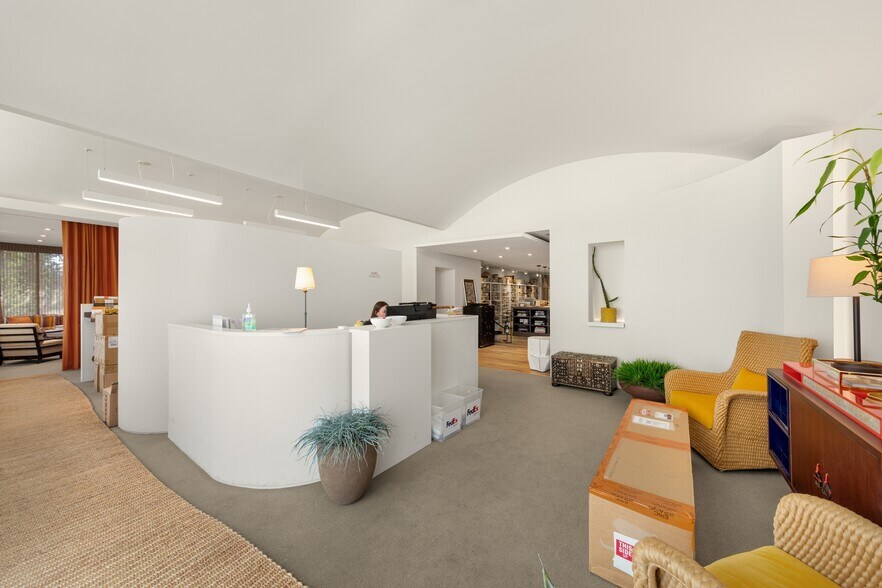 More Photos Of 1675 Rollins Rd, Burlingame Light Manufacturing For Sale